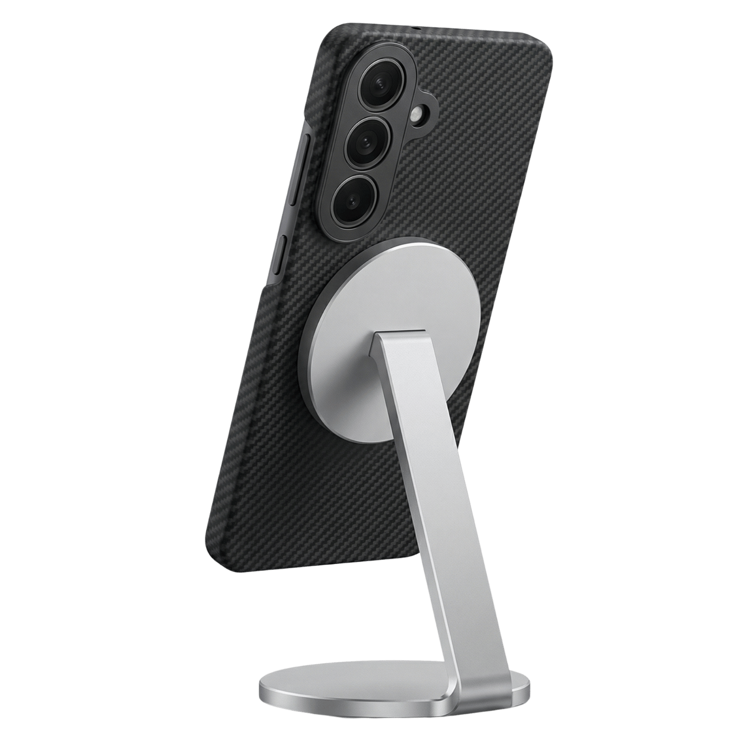 磁気スタンドに吸着するGalaxy S26 超薄型ケース。背面のマグネットにより、縦置きで安定して固定されている。