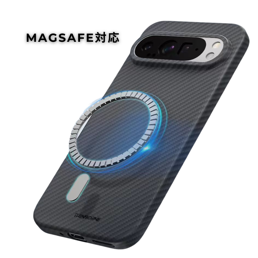 Google Pixel 10 Pro用ケースの背面と、保護フィルムのセットを示した画像。MagSafe対応のリングがケースの背面に組み込まれているのがわかります。