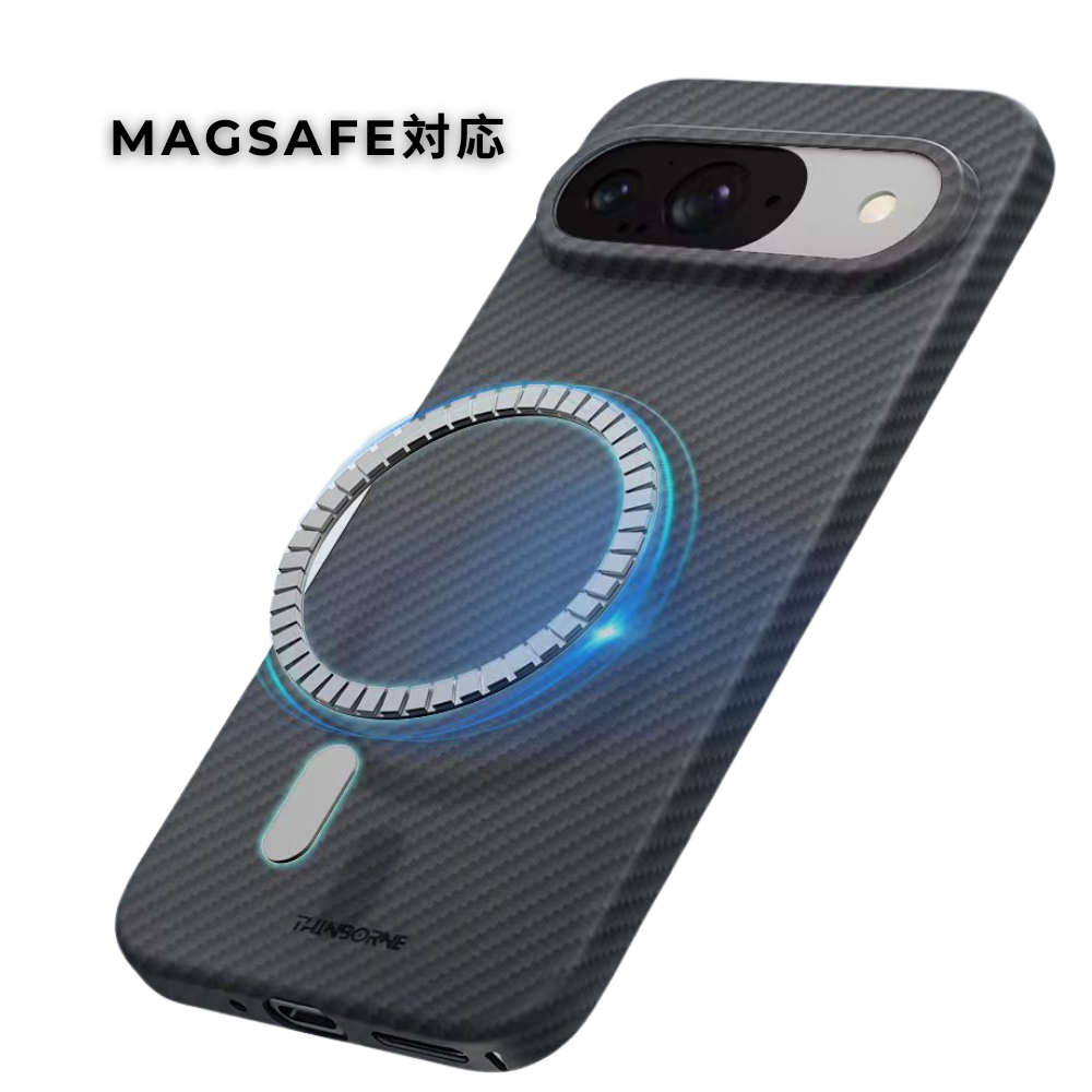 黒いカーボン調のGoogle Pixel 10 ケースの接写。青く光るMagSafe対応のマグネットリングが特徴で、上部に「MAGSAFE対応」と書かれています。