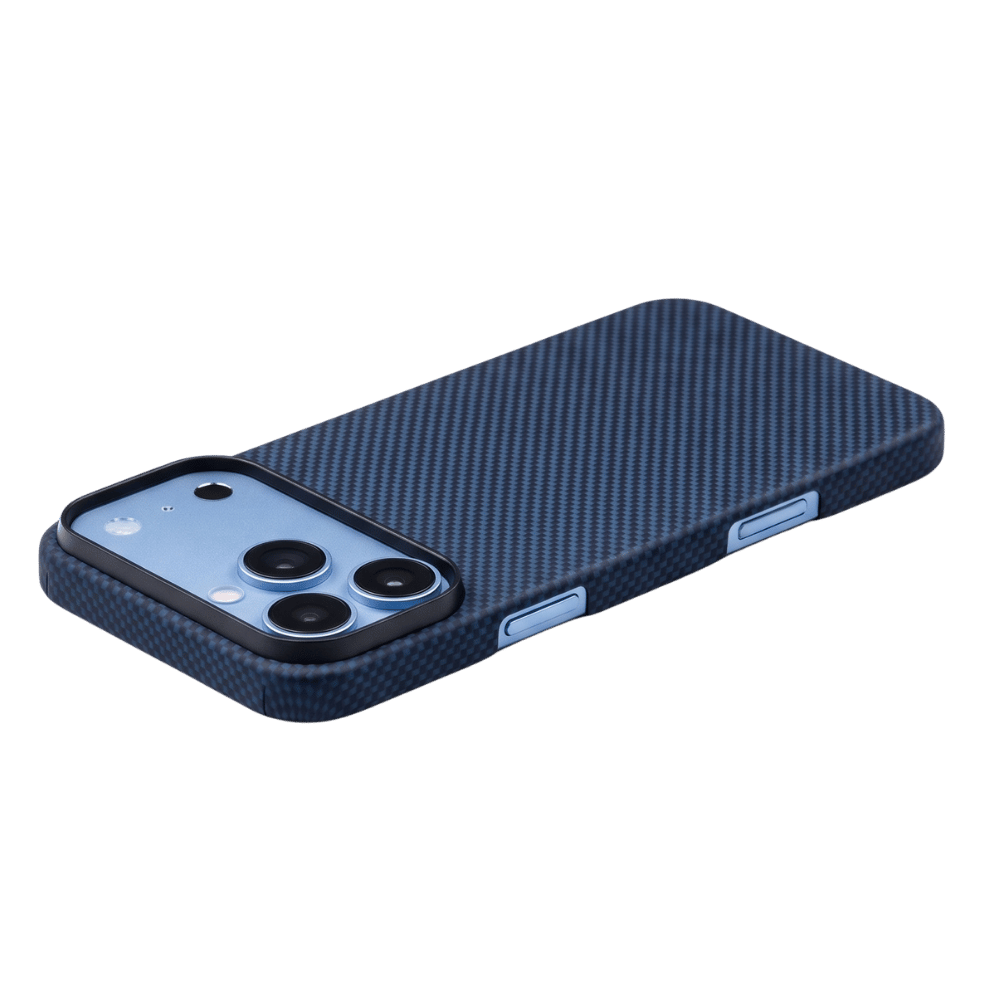 ネイビーのiPhone 18 Pro Max ケース｜カメラ周りを保護する設計と精密なボタン配置
