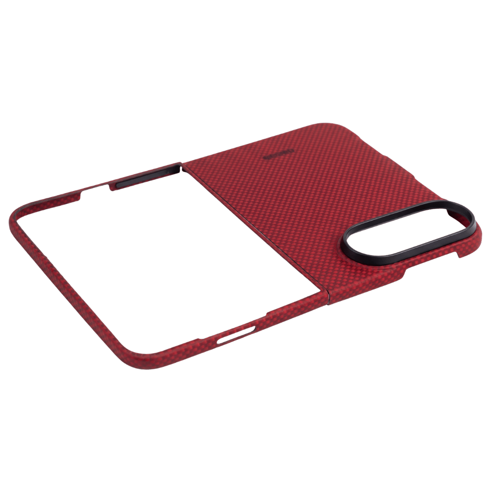 レッドのiPhone Duo ケースの外側フレームとカメラリングのデザイン