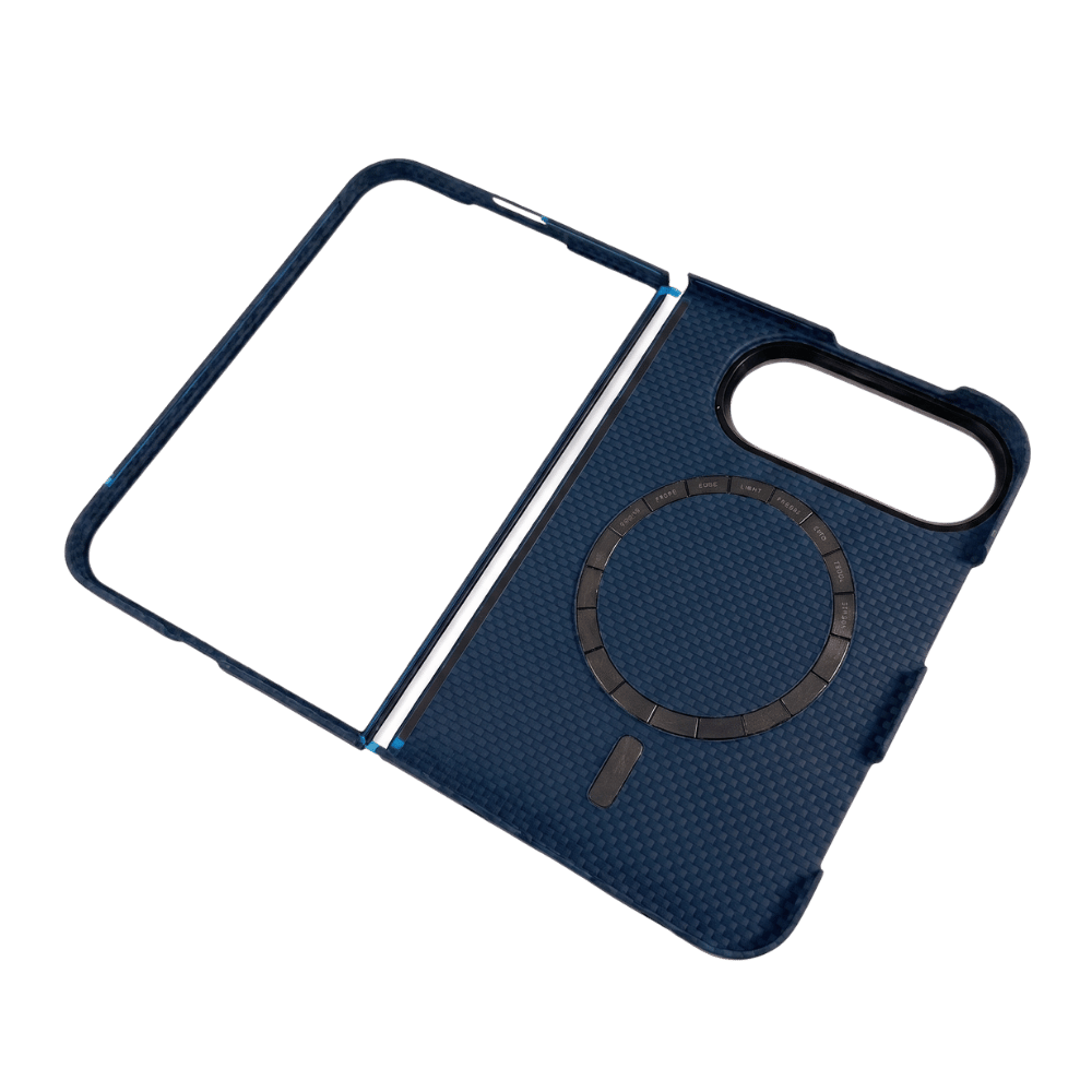 iPhone Duoケース 内側のMagSafe対応マグネットリング。ヒンジ部分で開閉できる2パーツ構造